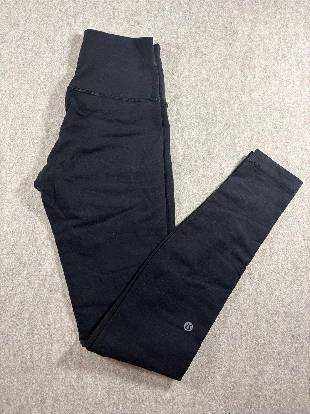 Lululemon Run Inspire Tight II Black Mesh Cropped Leggings EUC 4